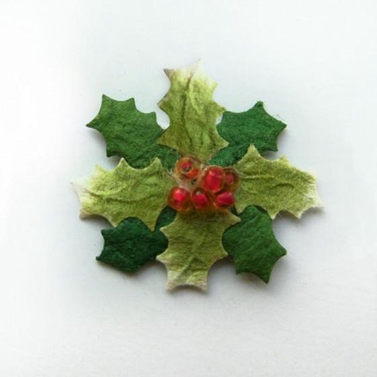 Marianne Design Paper Holly Flower Embellishments